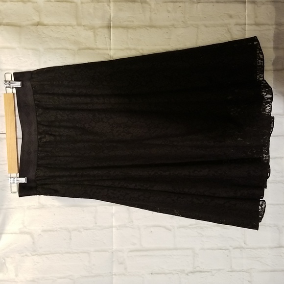 NWOT-Lola skirt - Picture 5 of 8